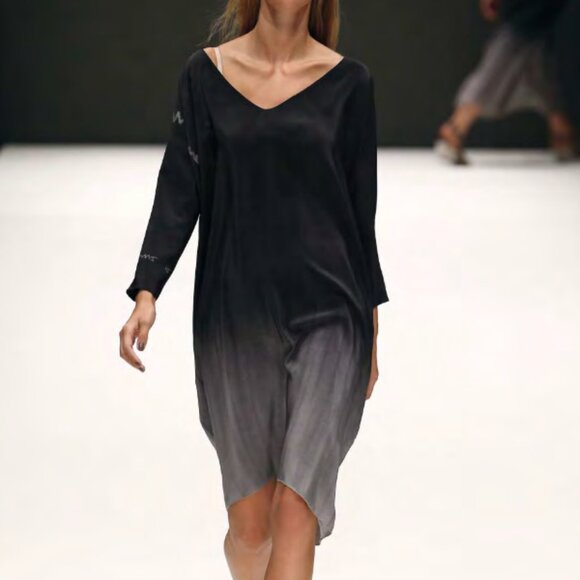 Annette Gortz SS/16 Caya Black & Grey Gradient Silk Mini Dress - Picture 1 of 11